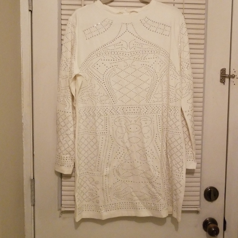 White stud long sleeve dress